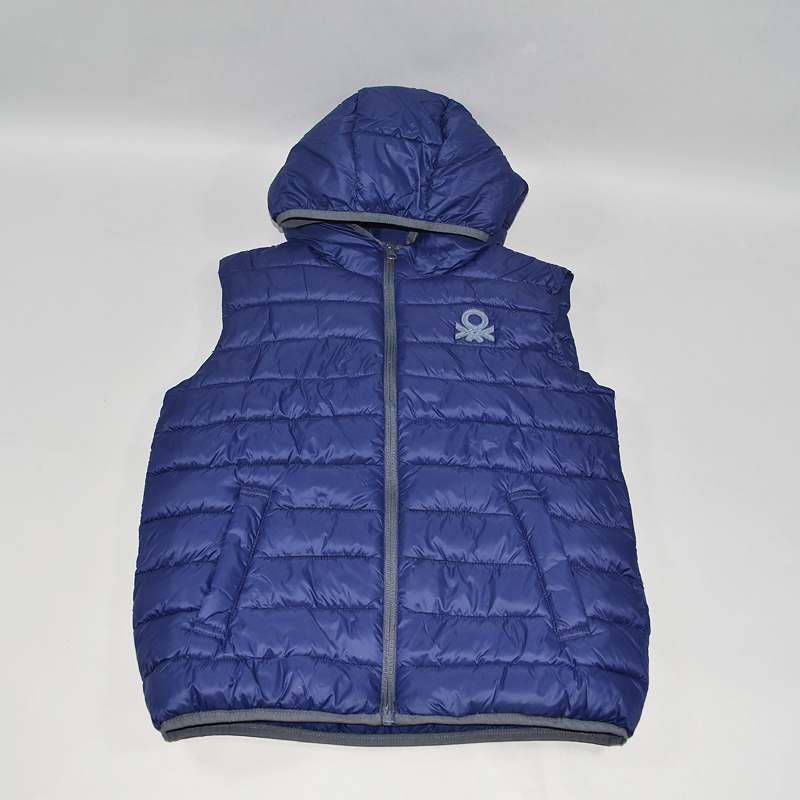 Μπουφάν αμάνικο Benetton