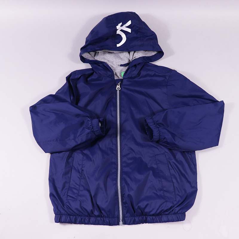 Μπουφάν αντιανεμικό Benetton