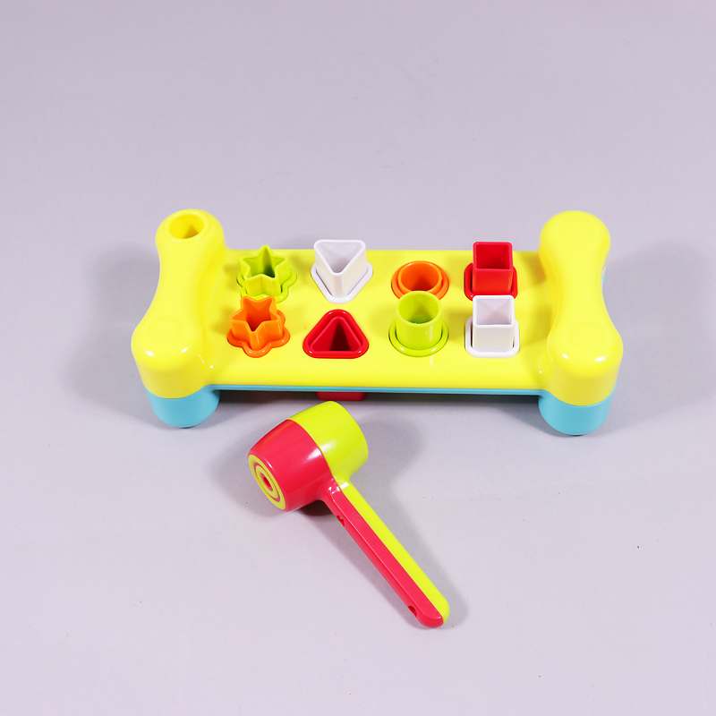 Παιχνίδι Πάγκος σχημάτων με σφυράκι ELC