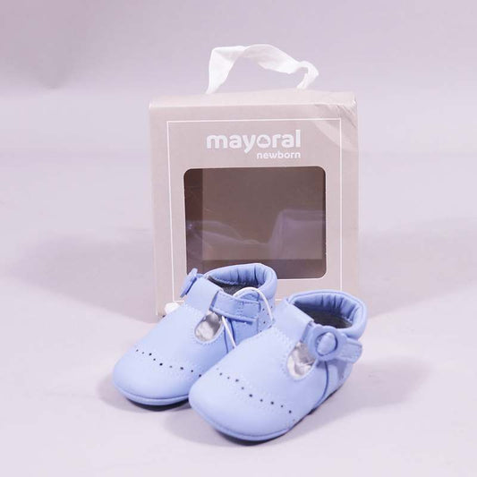 Παπούτσια αγκαλιάς Mayoral