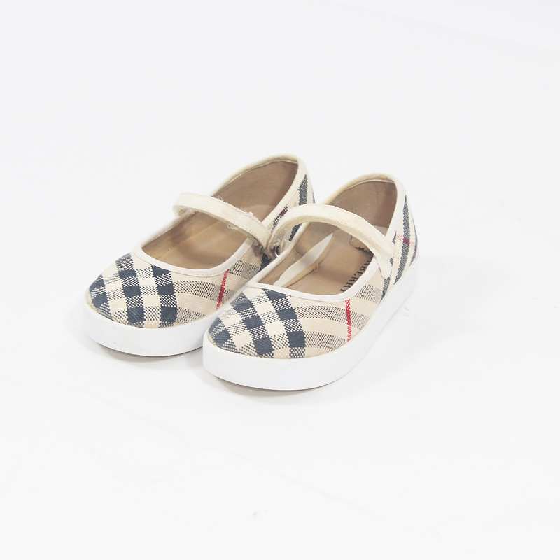 Μοκασίνια με μπαρέτα Burberry