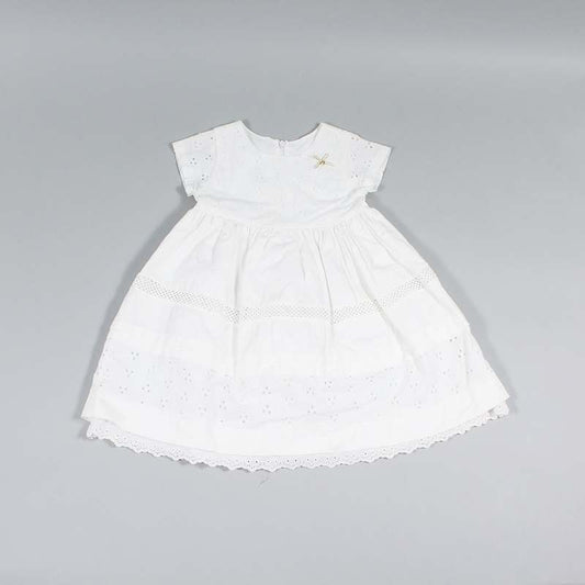 Φόρεμα λευκό κιπούρ