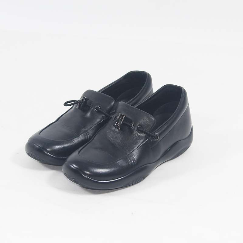 Παπούτσια μοκασίνια Prada