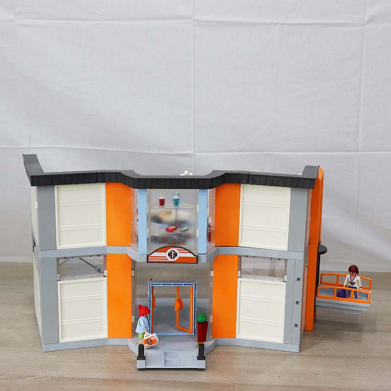 Παιχνίδι Playmobil  Μεγάλο ιατρικό κέντρο 70190