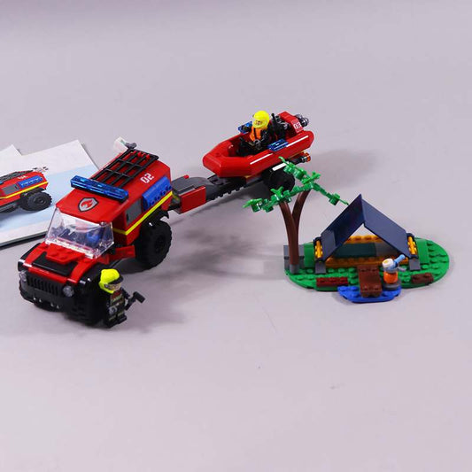 Παιχνίδι Lego City 4x4 Fire Truck With Rescue Boat 60412