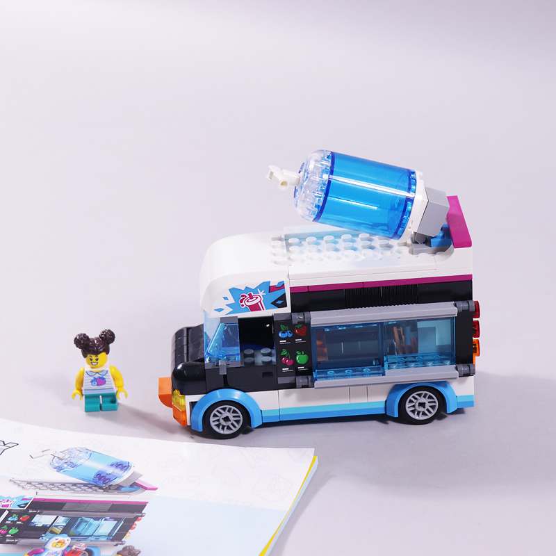 Παιχνίδι Lego City Penguin Slushy Van 60384