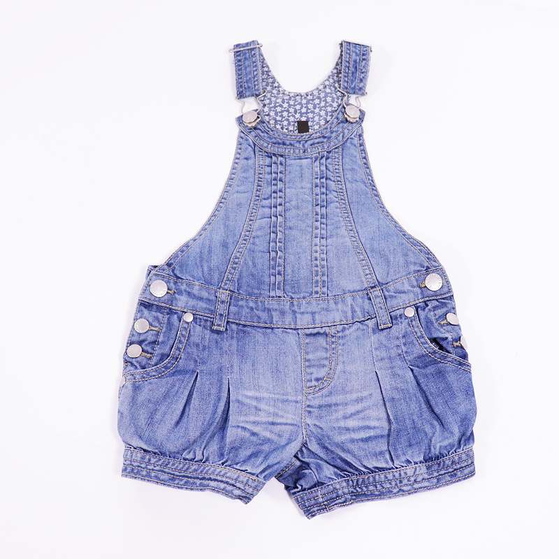 Σαλοπέτα σορτς Benetton